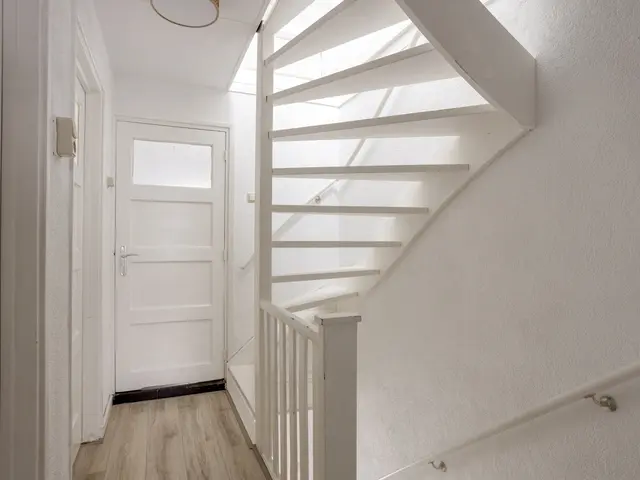 Verbindingsstraat 8, VELSEN-NOORD