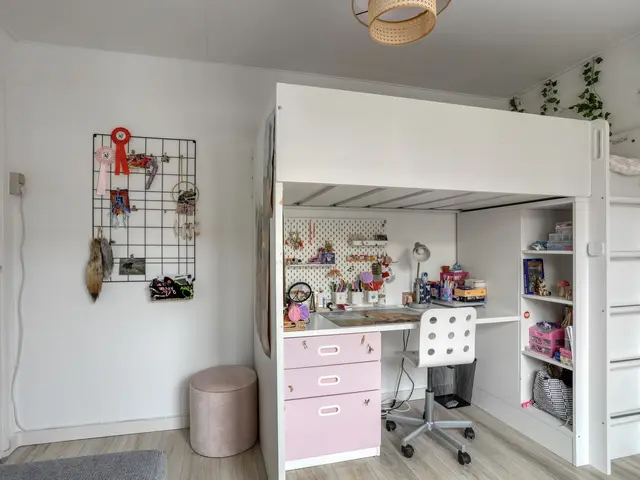 Verbindingsstraat 8, VELSEN-NOORD