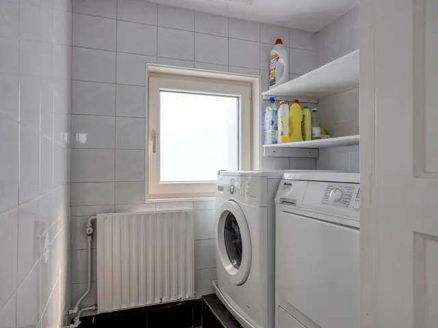Verbindingsstraat 8, VELSEN-NOORD