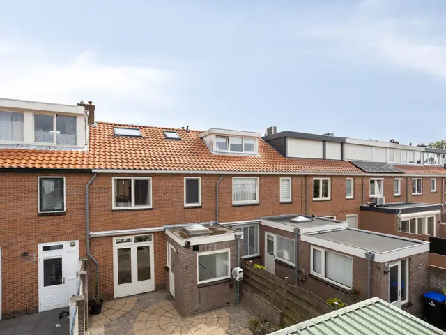 Verbindingsstraat 8, VELSEN-NOORD