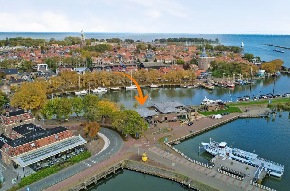 Tussen Twee Havens 1