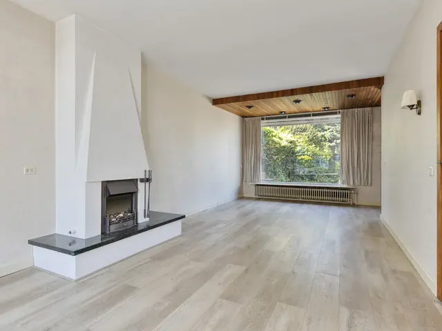 Dekkerstraat 42, BEVERWIJK
