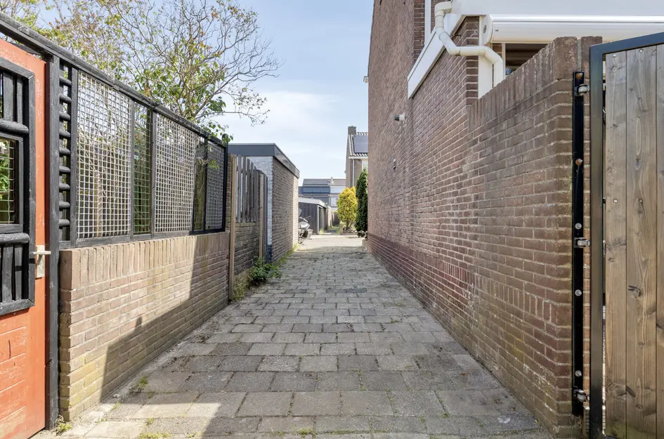 Dekkerstraat 42