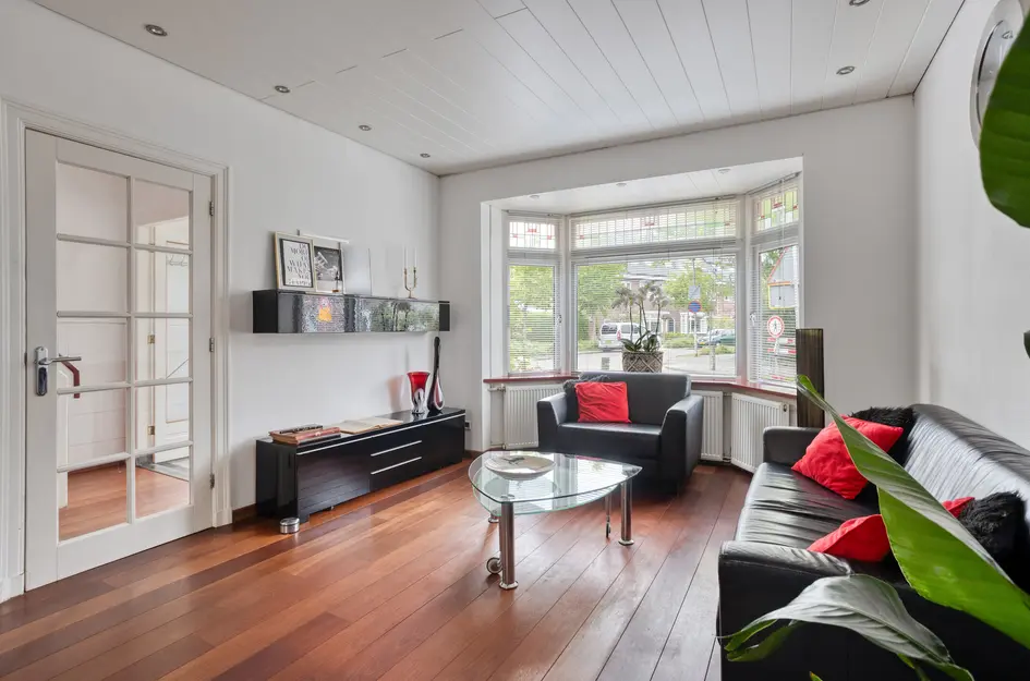 Torenstraat 24