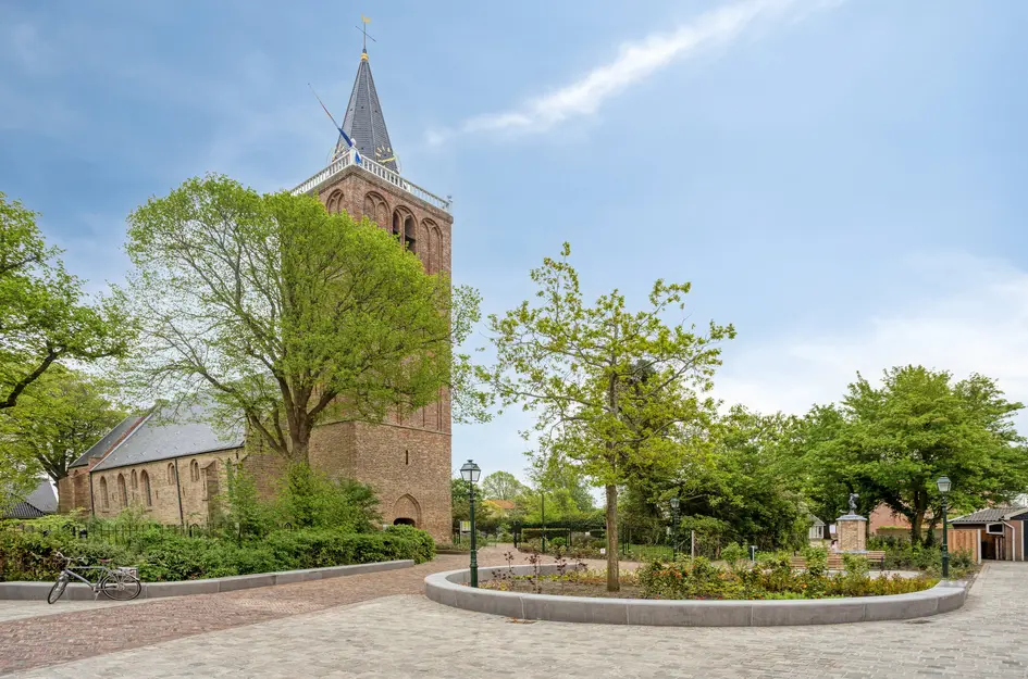 Torenstraat 24