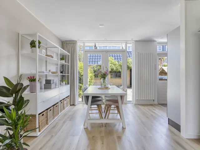 Goudenregenlaan 42, CASTRICUM