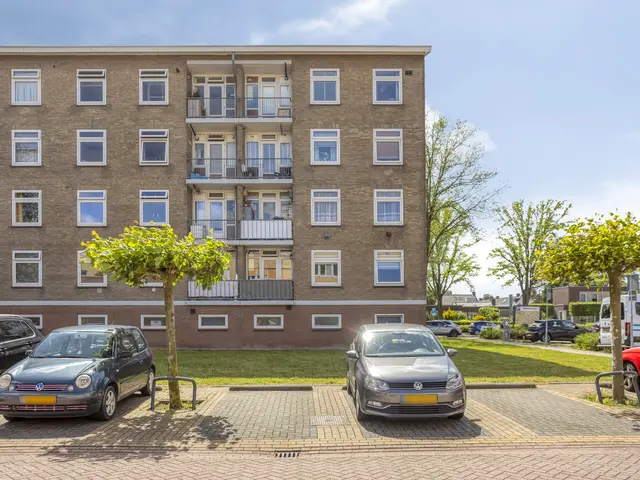 Carel van Manderstraat 100, HEEMSKERK