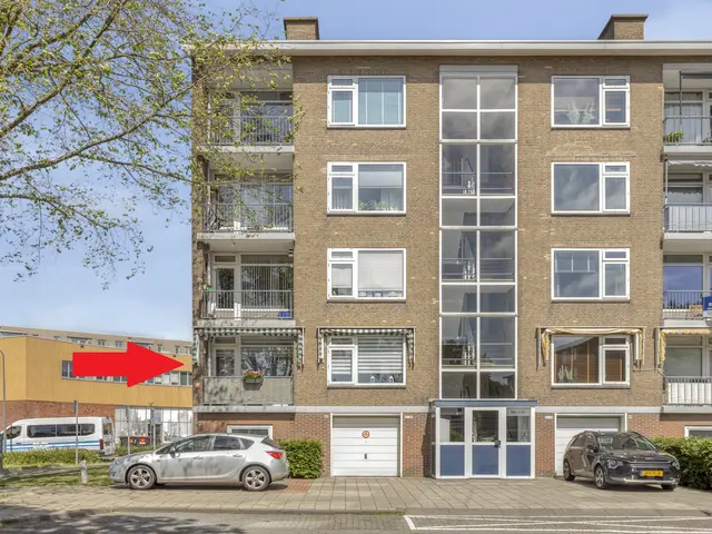 Carel van Manderstraat 100, HEEMSKERK