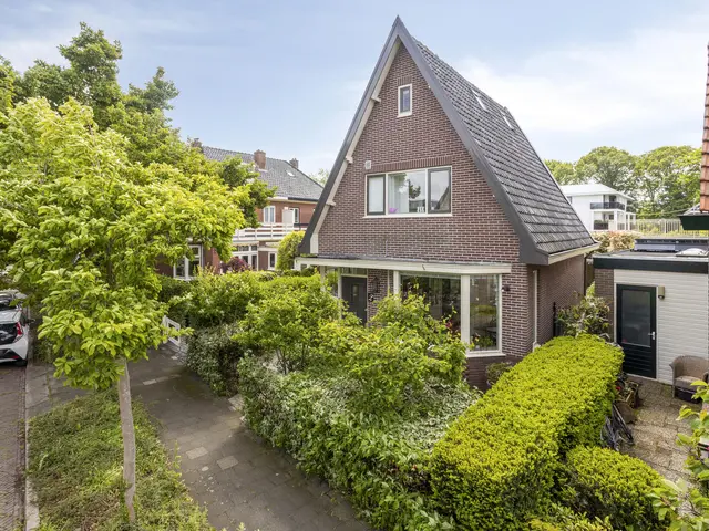Laarmanstraat 2, HEILOO