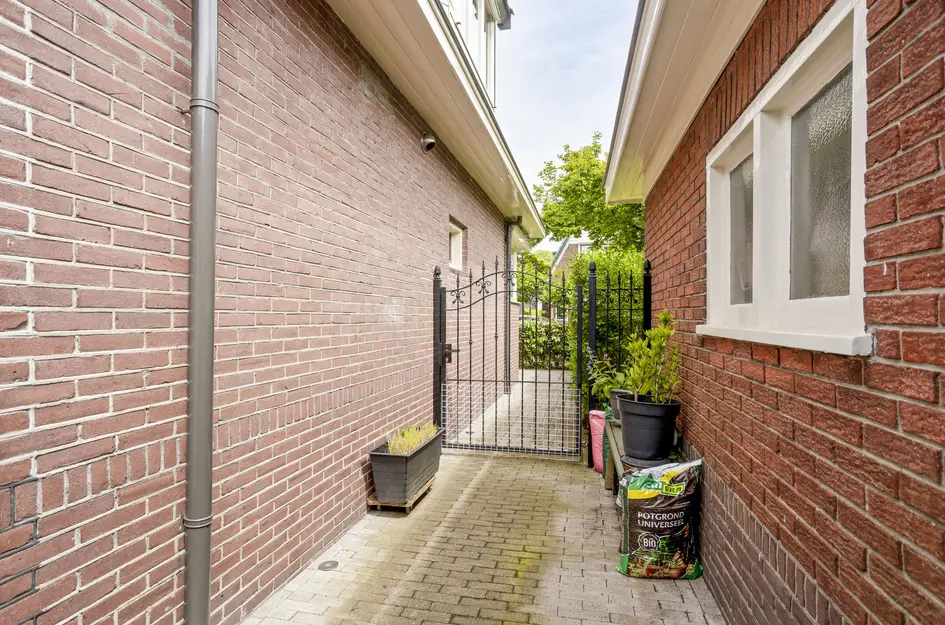 Laarmanstraat 2