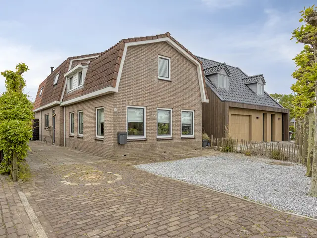 Brakersweg 15, CASTRICUM