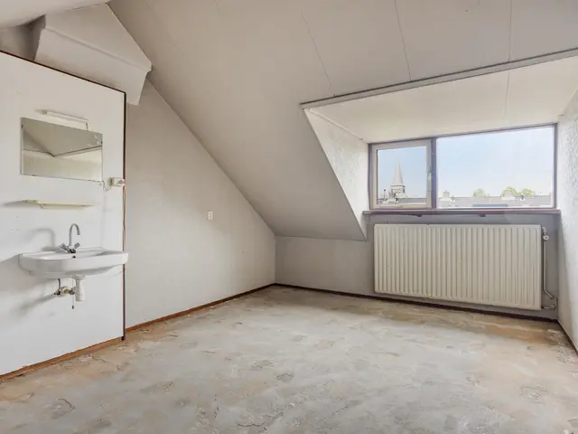 Dokter van Nieveltweg 10, CASTRICUM