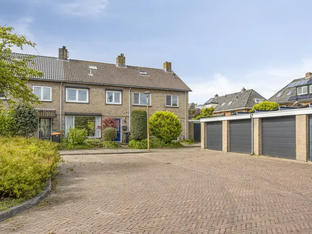 Van Hoockerkenstraat 15, CASTRICUM