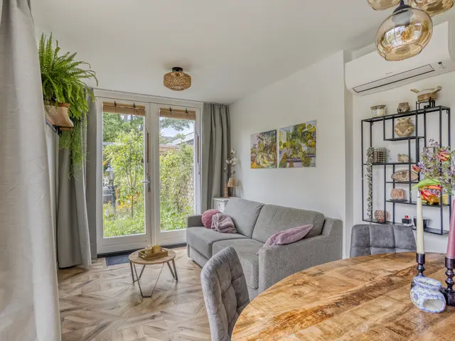 Van Hoockerkenstraat 15, CASTRICUM