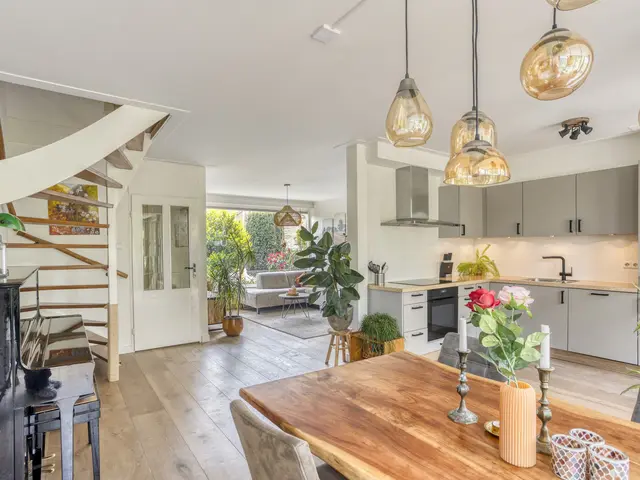 Van Hoockerkenstraat 15, CASTRICUM