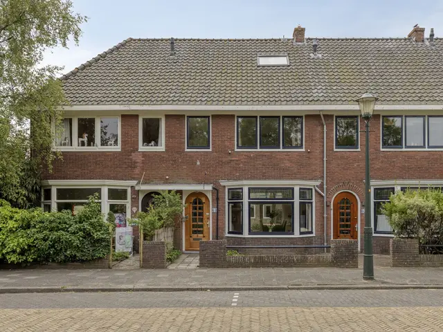 Jan van Scorelkade 64, ALKMAAR