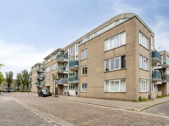 Hobbesteeg 147, BEVERWIJK