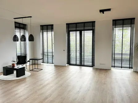 vrije-sector-woningen te huur op Schermerplein 23