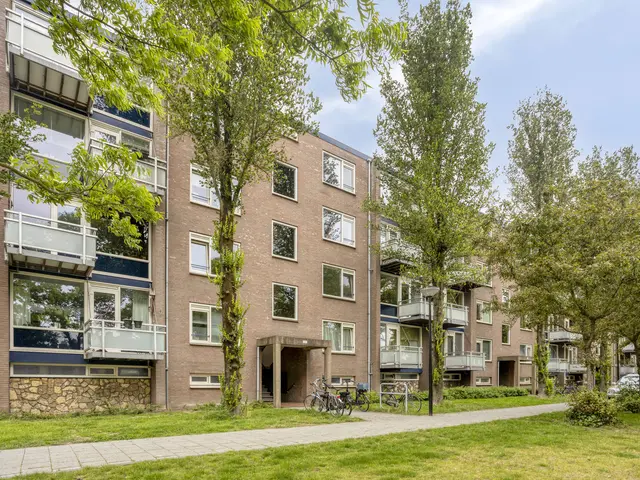 Laan van Blois 16, BEVERWIJK