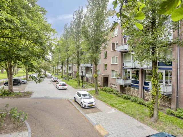 Laan van Blois 16, BEVERWIJK
