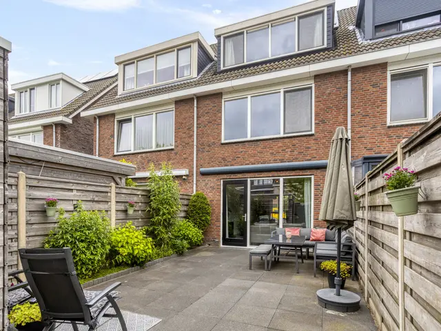 Kruiskamplaan 46, UITGEEST