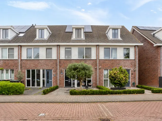 Kruiskamplaan 46, UITGEEST