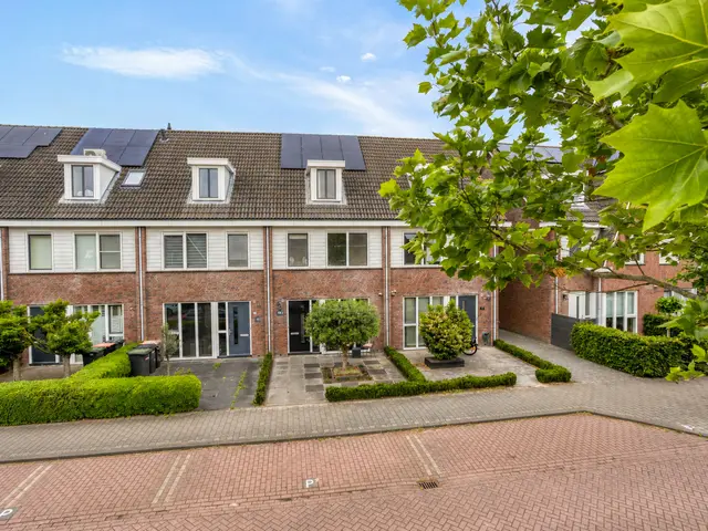 Kruiskamplaan 46, UITGEEST
