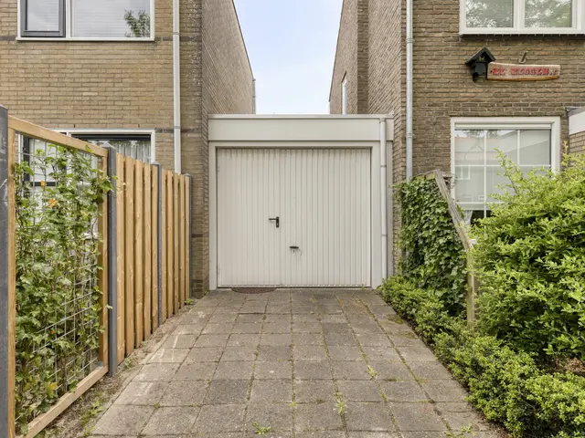 Commandeurslaan 3b, HEILOO