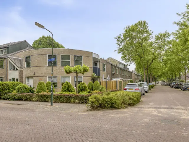 Commandeurslaan 3b, HEILOO