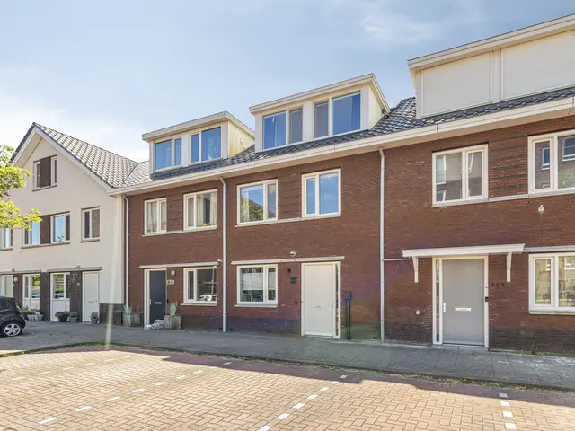 De Melksuiker 141, UITGEEST