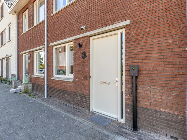 De Melksuiker 141, UITGEEST