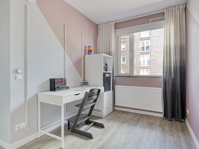 De Melksuiker 141, UITGEEST