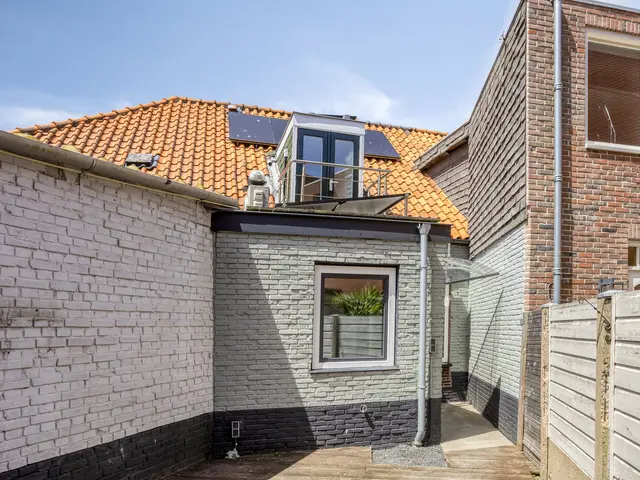 Koningstraat 101, BEVERWIJK
