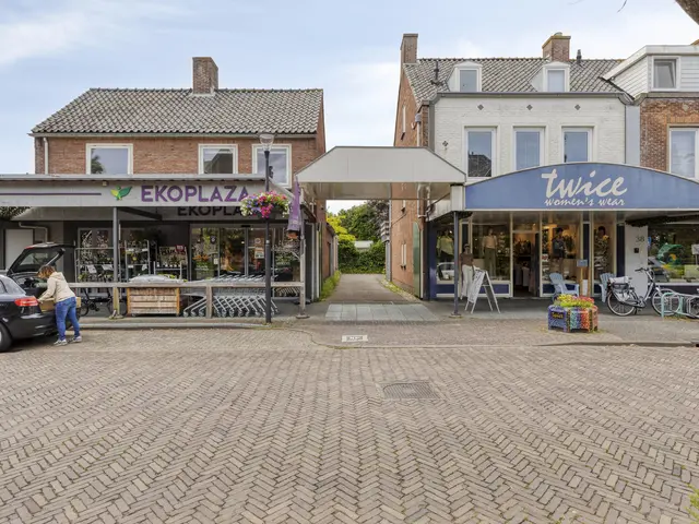 Torenstraat , CASTRICUM
