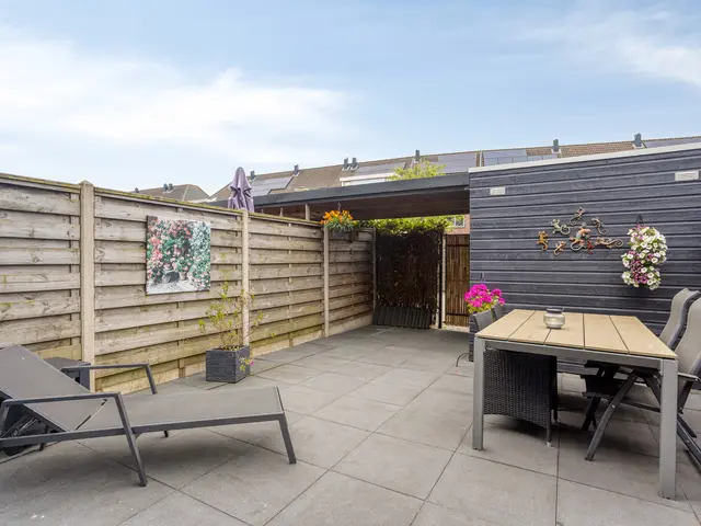 Kruiskamplaan 54, UITGEEST