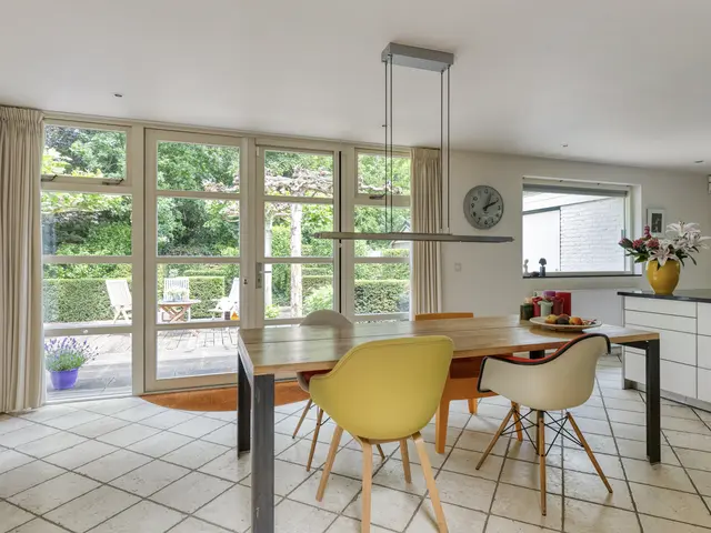 Laan van Zeeman 22, HEILOO