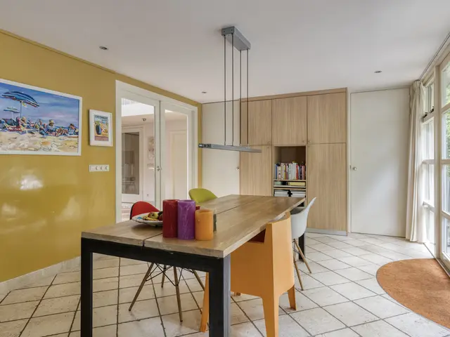 Laan van Zeeman 22, HEILOO