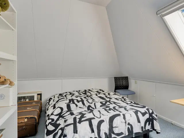 Laan van Zeeman 22, HEILOO