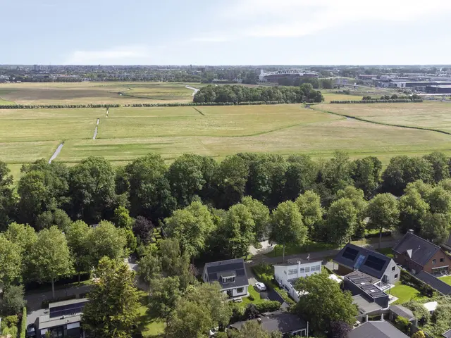 Laan van Zeeman 22, HEILOO