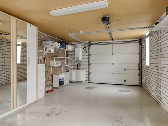 Tweeboomlaan 105, HOORN