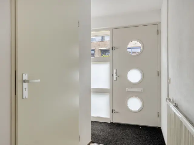 Dokter Brugmanstraat 118, UITGEEST