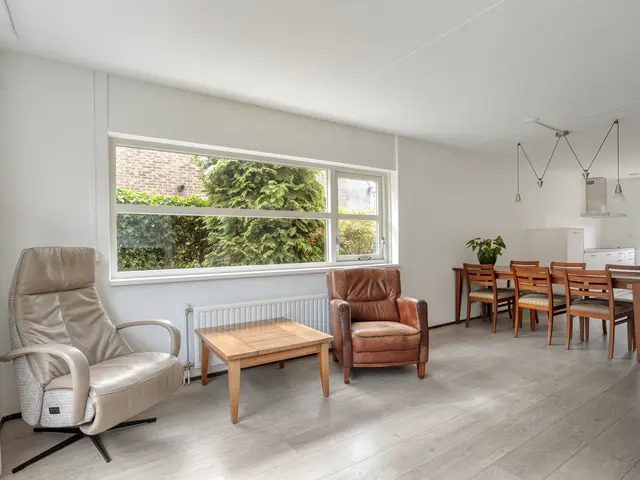 Dokter Brugmanstraat 118, UITGEEST