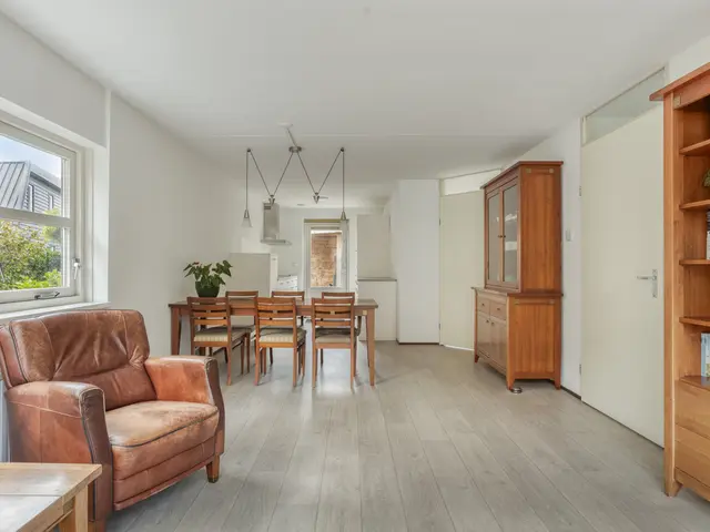 Dokter Brugmanstraat 118, UITGEEST