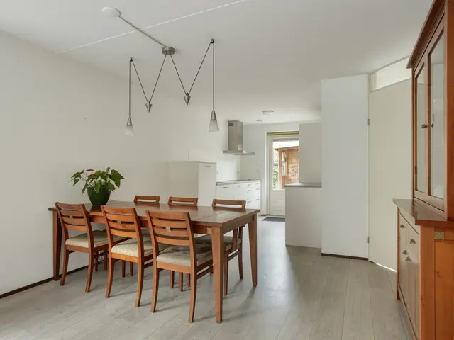 Dokter Brugmanstraat 118, UITGEEST