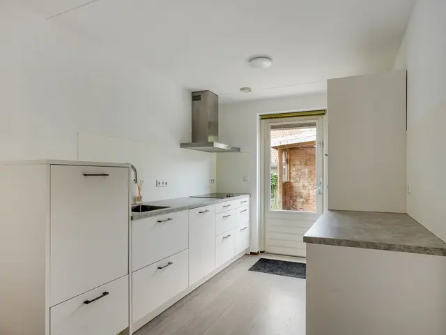 Dokter Brugmanstraat 118, UITGEEST