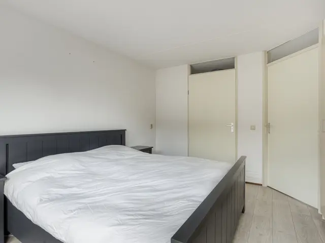 Dokter Brugmanstraat 118, UITGEEST
