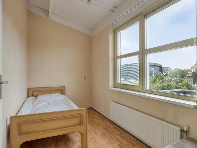 Dokter Brugmanstraat 118, UITGEEST