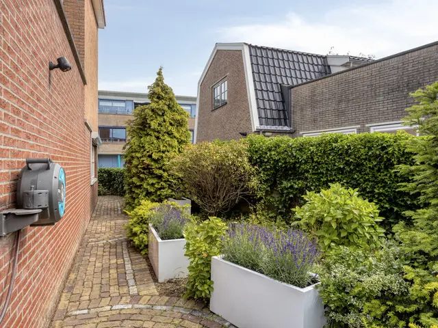 Dokter Brugmanstraat 118, UITGEEST