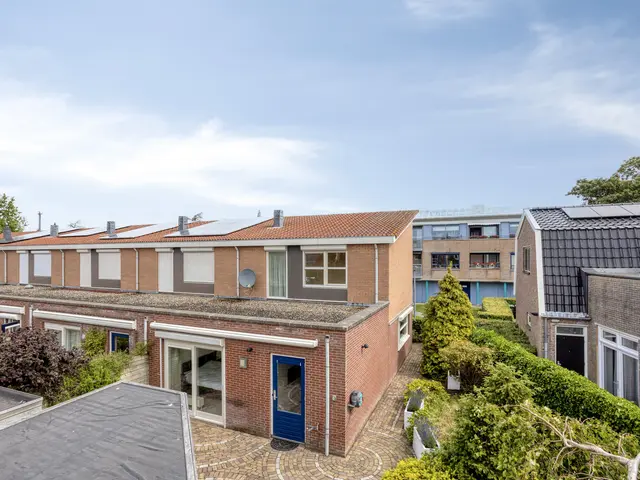 Dokter Brugmanstraat 118, UITGEEST