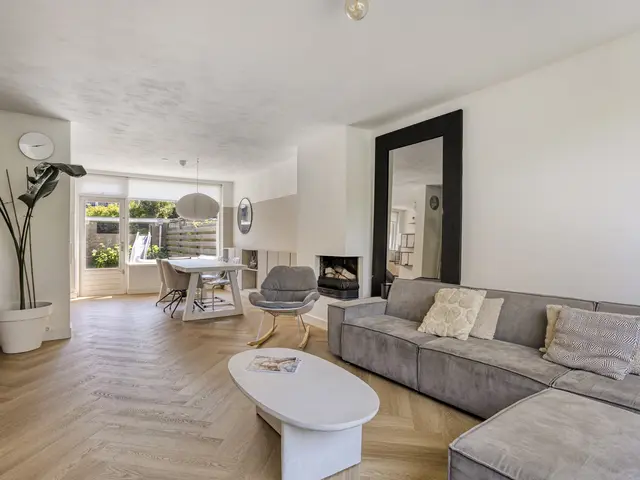 De Loet 7, CASTRICUM